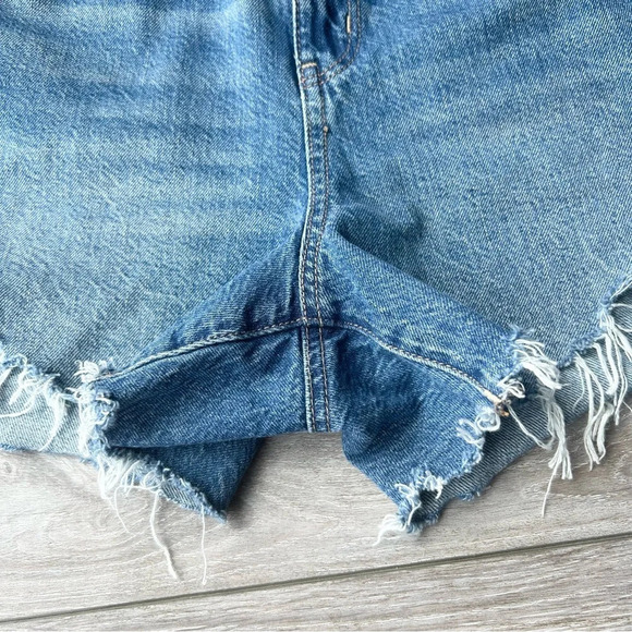 AE Highest Waist Denim Mom Shorts - Picture 6 of 16